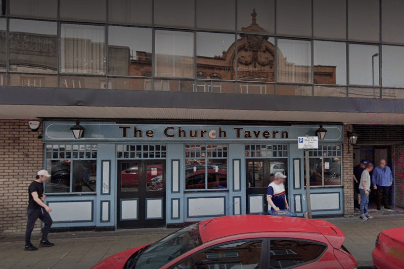 The Church Tavern is another well liked local located on the high street. Ran by Sizzling Pubs, they have a varied menu including burgers, pies, pasta and sizzling grill favourites. The pub has a 3.9 Google rating from 224 reviews. One read: "Very friendly good value for money cheap drinks good atmosphere friendly staff."