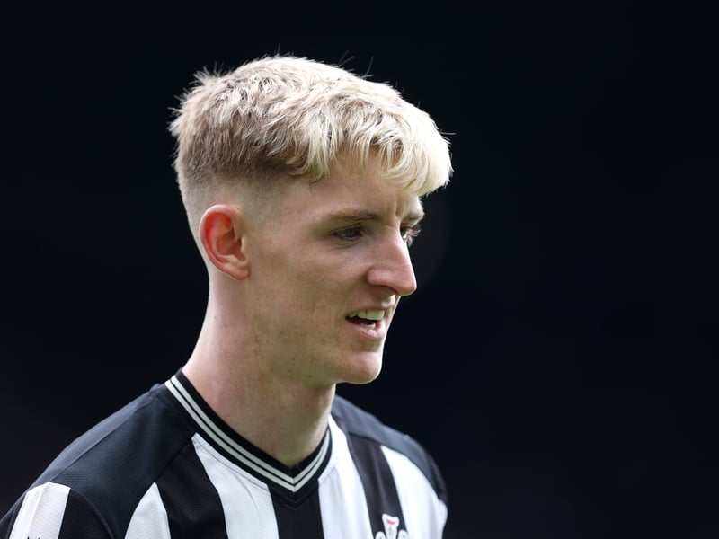 It seemingly doesn’t matter where you play Gordon, he will still be a huge threat. Spurs had very few answers for his direct running style last weekend.