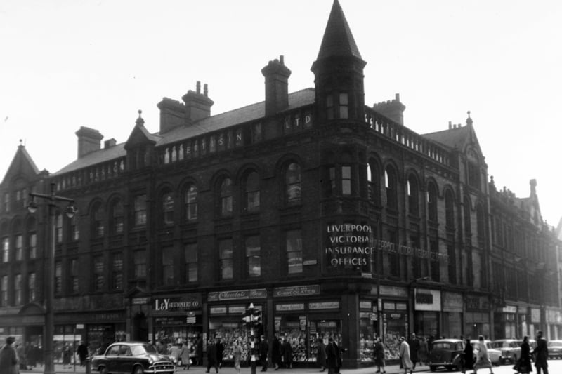 The corner of Albion Street and The Headrow in March 1959.