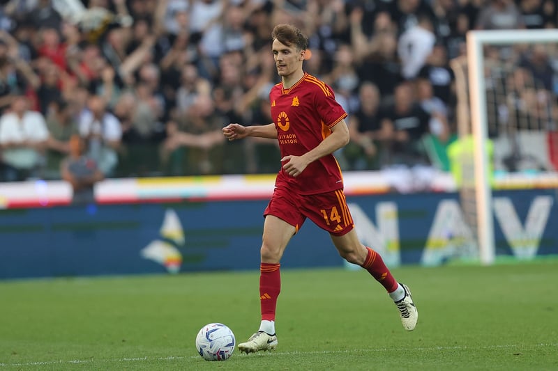 Spanish defender Llorente has spent the last 18 months on loan at AS Roma where he is likely to end up on a permanent deal this summer. A £4.3 million (€5 million) agreement has been widely reported but not yet officially exercised by the Italian club.