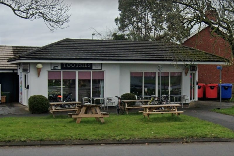 Bridge Court, Liverpool Road, Preston, PR4 5BF | 4.6 out of 5 (541 Google reviews) | "Best pancakes ever, ice cream lovely, staff friendly, could not fault it in the slightest. Fantastic place to go."
