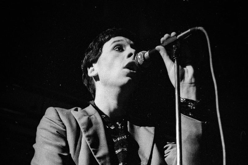 Jim Kerr in Glasgow in January 1979. Simple Minds first album, Life in a Day, was released in April of that year. Photo by Laurie Evans.