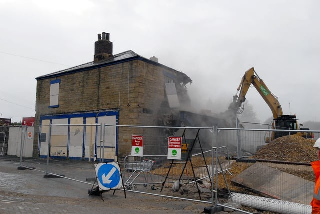 The demolition of the former Gaslight pub in Commercial Road, Jarrow.
