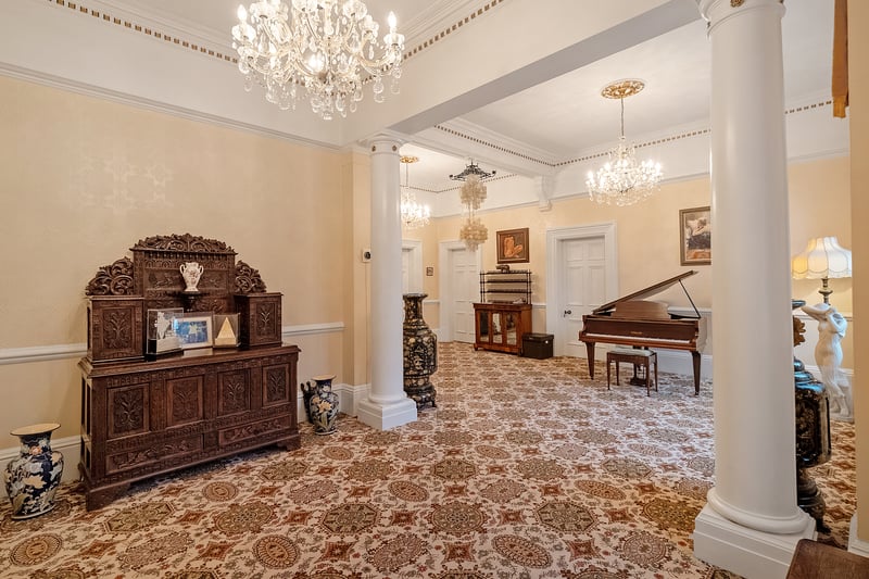 High Ceilings, deep architraves, gilded and ornate plasterwork to ceilings and cornices give the house a stately feel. 