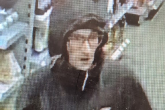 Photo LD7776 refers to a theft from a shop in north east Leeds on April 16