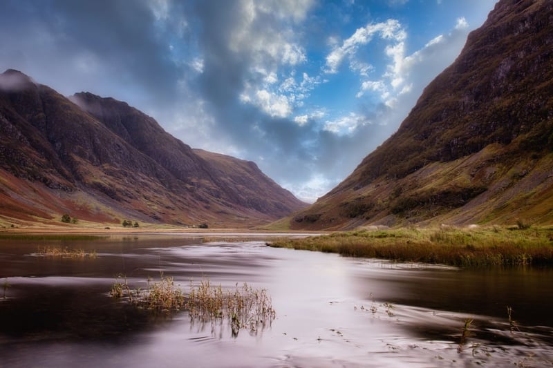 Closely following in second place is Glencoe, with 607,634 posts featuring the hashtag #glencoe. Located within Lochaber Geopark in the Highlands, the deep valley and towering mountains of Glen Coe were formed over millennia of shifting glaciers and volcanic eruptions, making it a perfect destination for explorers. 