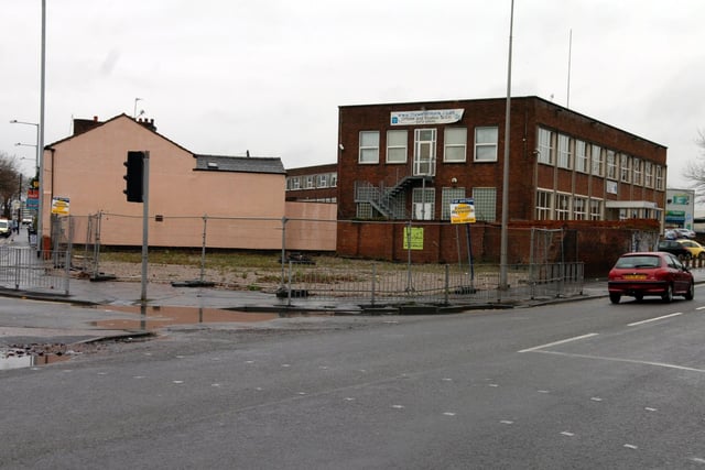 On the corner of Ribbleton Lane and Deepdale Road, directly opposite Preston Prison. It closed down in 2006 and was demolished in 2007 to create a pay and display car park. Charles Dickens was reputed to have stayed there, as were judges from the Assize Courts next door to the prison.