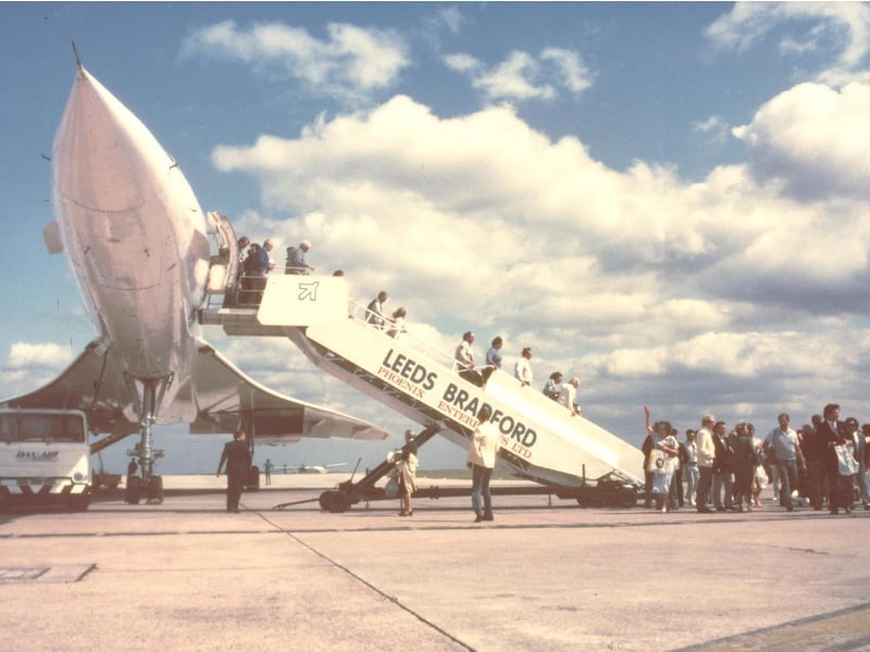 Passengers disembark Concorde in May 1995.