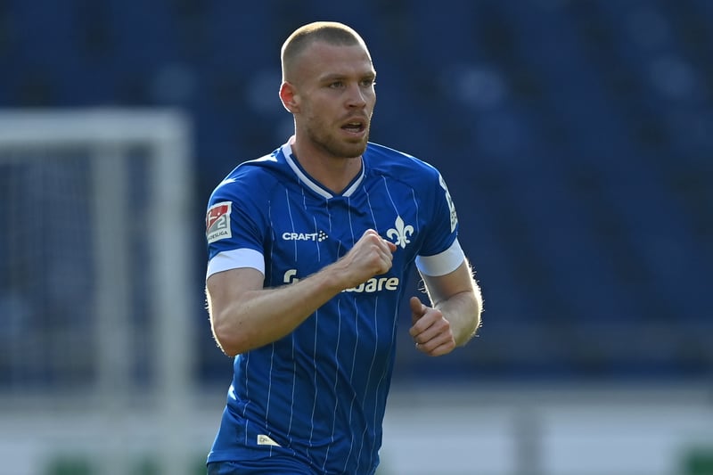 Ex-Bayern Munich centre-back, who stands at 6ft 5' was also linked with Manchester City and Celtic. Instead opted to sign for Bradford City following his Ibrox trial and currently plays in the Bundesliga 2 for SV Darmstadt 98.