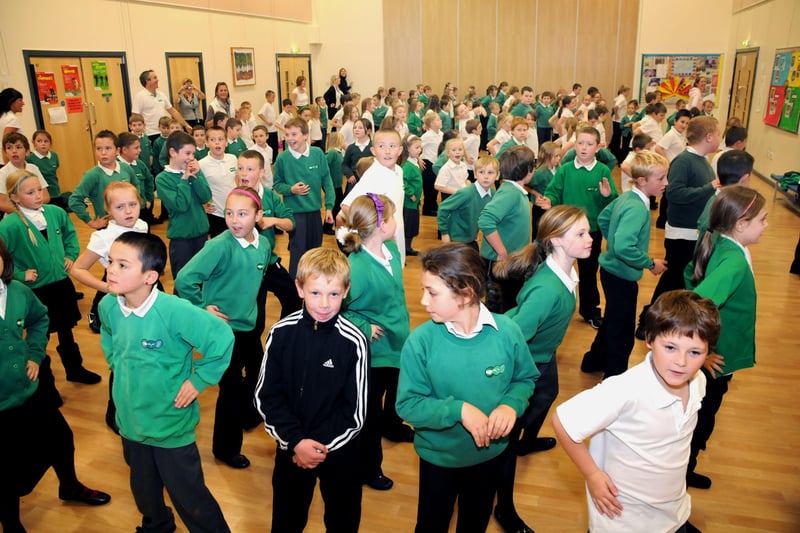 Four hundred pupils at Murton Community Primary School showed off their moves to raise money for outdoor play equipment in November 2009.