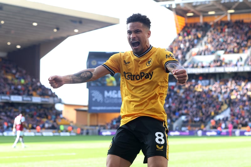 United have been connected with the Wolves star in recent weeks as they look to potentially replace exit-linked Casemiro. Gomes is said to be £34 million but the club are likely to ask for a higher fee