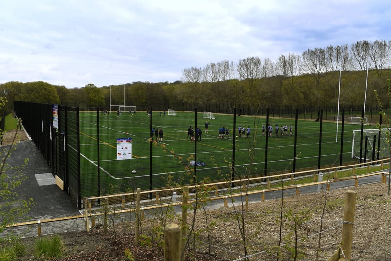 The new facility is located to the south of the school site, on
a section of the former private South Leeds Golf Course which closed in November 2019.