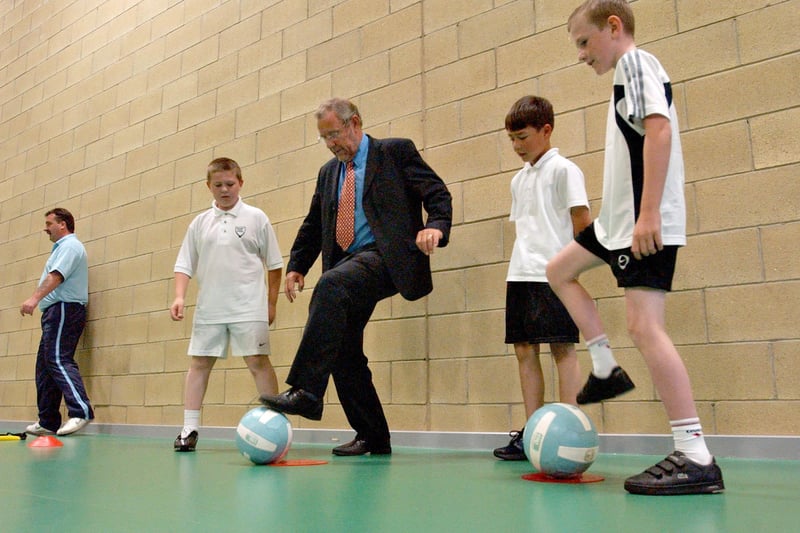 Sports Minister Richard Caborn tried out the new sports facilities at the school in September 2005.