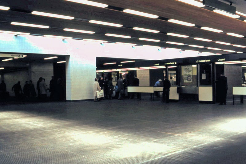 Concourse looking towards Northern Line - 1977.
