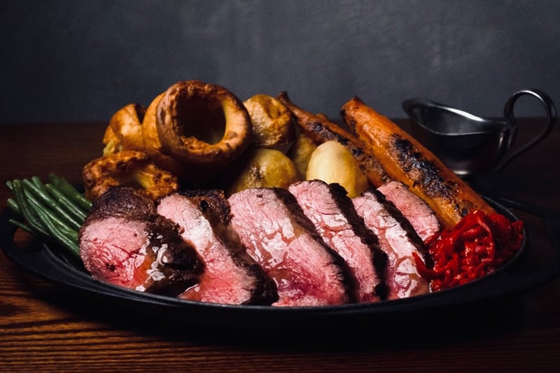 Galician Sundays, provide a tasty way to enjoy one of the many Galician cuts on offer with all the roast trimmings each weekend.