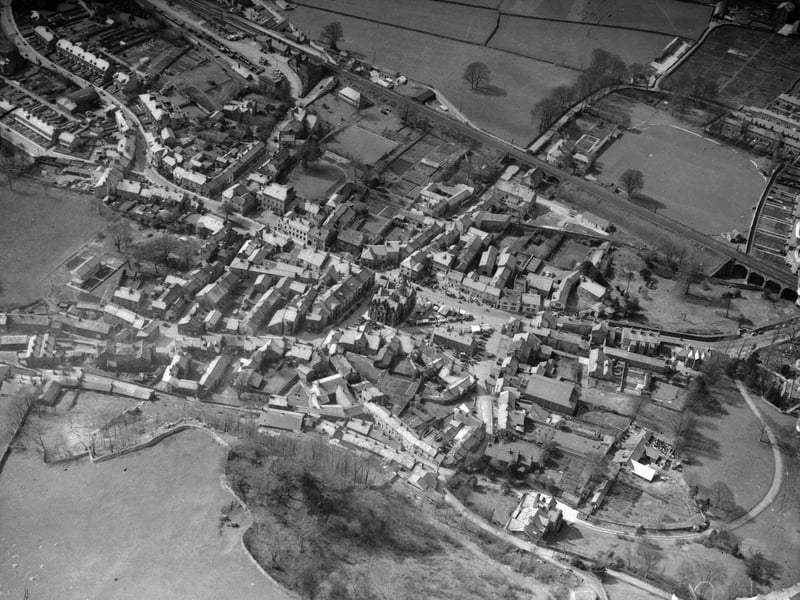 An aerial view of the town from January 1954.