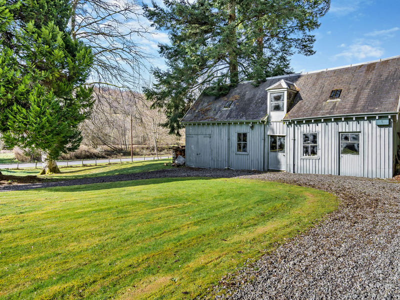 Exterior: Its 1.75-acres of grounds are surrounded by hills and close to the flow of the River Garry. There is a paved seating area and the coach house has planning permission in place.
Contact: Strutt & Parker on 0745820125668