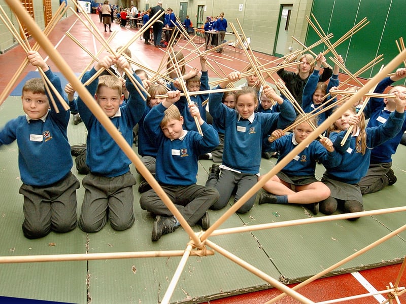 Setpoint Lancashire Sci-Sense Roadshow at Blackpool Sports Centre. Flakefleet Primary School pupils enjoying the roadshow