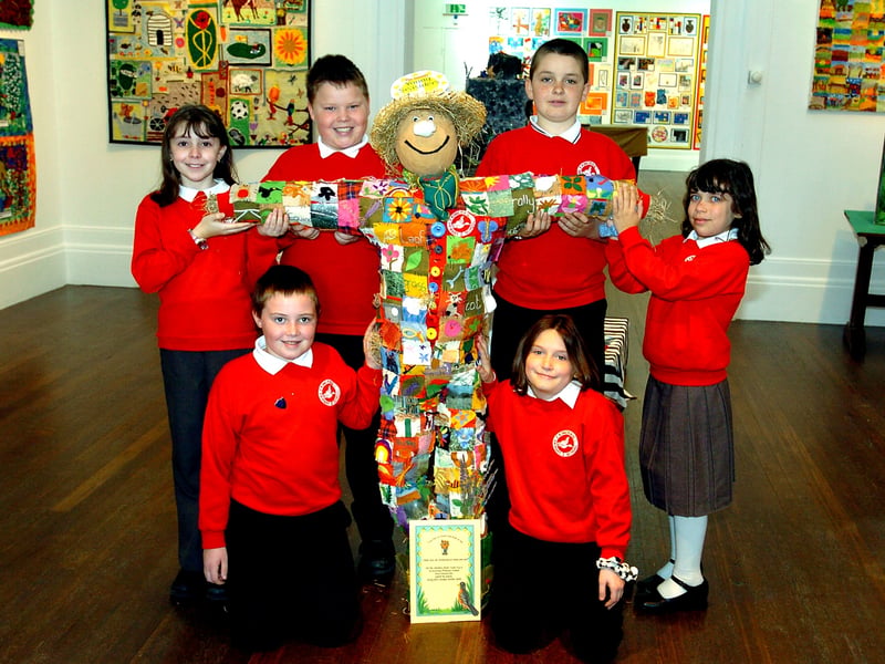 Young Seasiders at the Grundy Art Gallery. Kincraig Primary School (Bispham), back from left, Bunty Wood, Michael Clayton, David Bailey and Eilish Dawes. Front are Daniel Taylor and Tessy Hester