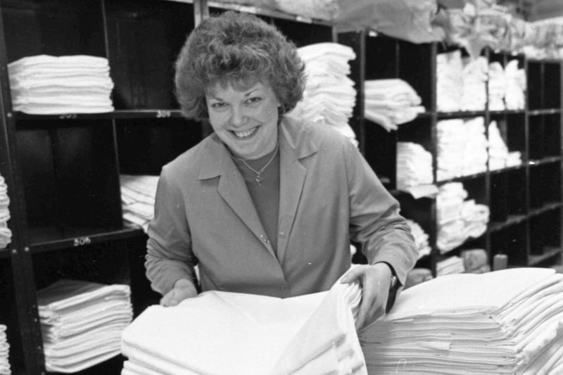 Elizabeth Knowles pictured in the packing department in 1981.