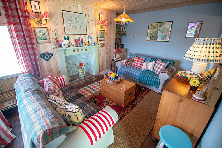 Another look at Quiney Cottage's living room.