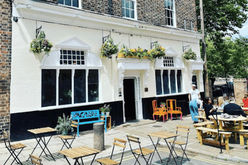 The Belvedere Arms is a lovely pub hidden away in the Georgian Quarter, offering local ales. It has a small outdoor seating area at the front, but still feels private. ⭐ It has 4.5 out of five stars from 528 reviews. ✍️  One reviewer said: "Excellent little pub. Superb real ales. Outdoor seating too."