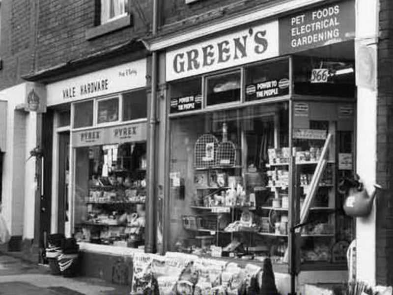 Vale Hardware and Green's (electrical, gardening and pet foods) on Sharrow Vale Road, Sheffield, in 1989