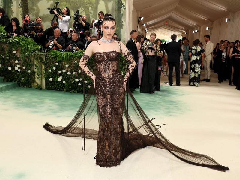 Emma Chamberlain attends The 2024 Met Gala Celebrating "Sleeping Beauties: Reawakening Fashion".