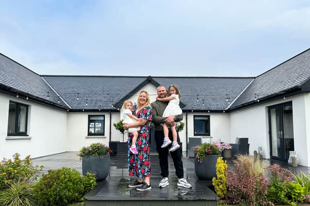 Achnagairn House is home to David and Alison, their
daughters Ava Grace and Aoife Rose and Mulberry the chihuahua.