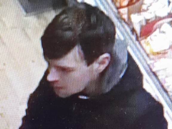 Photo LD7897 refers to a theft