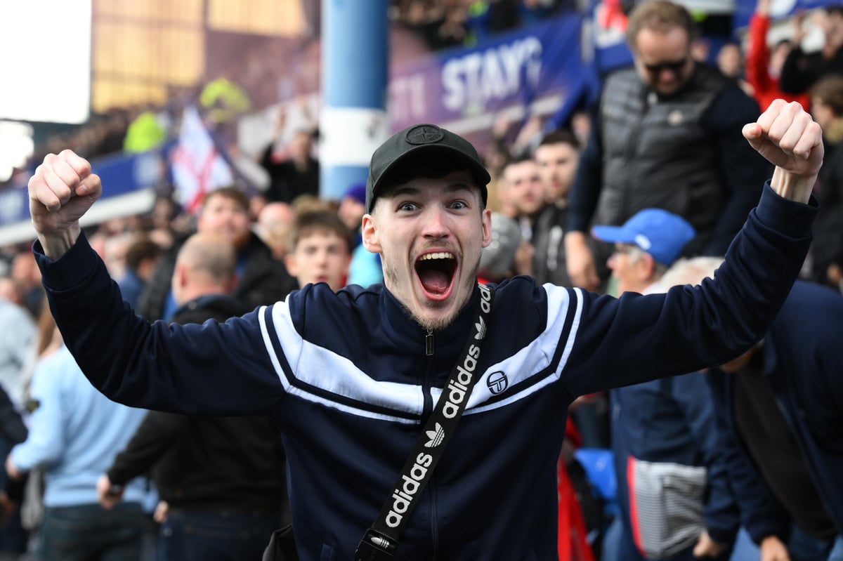 Final Championship away attendance table shows biggest fanbases out of Sheffield Wednesday Leeds United, Sunderland & more rivals - gallery