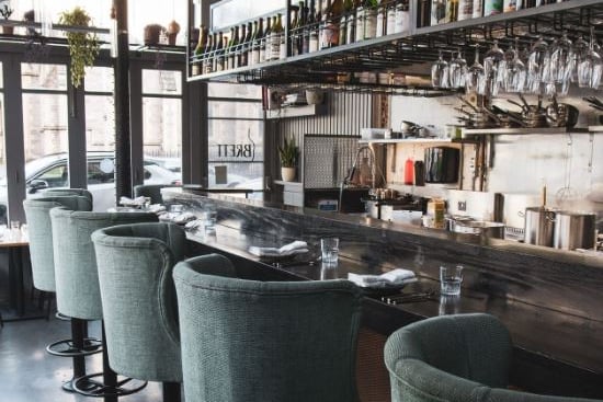 Stylish wine bar Brett is the perfect place to enjoy a few drinks accompanied by some delicious food. Sit at the kitchen counter which is a great spot to watch their chefs work. 321 Great Western Rd, Glasgow G4 9HR. 