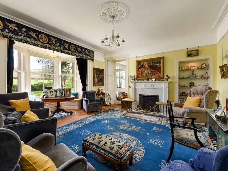 The property's spacious lounge.