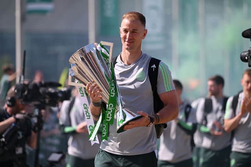 An emotional afternoon for Hart started with taking the trophy into the arena.