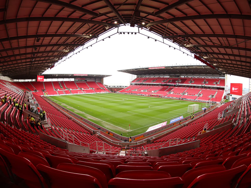 Average attendance: 22,742