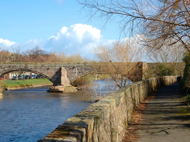 A property in Musselburgh, the largest settlement in East Lothian, will set you back £242,570 on average. The town has a population of around 22,000 people and is located on the coast of the Firth of Forth just five miles east of the centre of Edinburgh city centre, making it a popular choice for commuters.