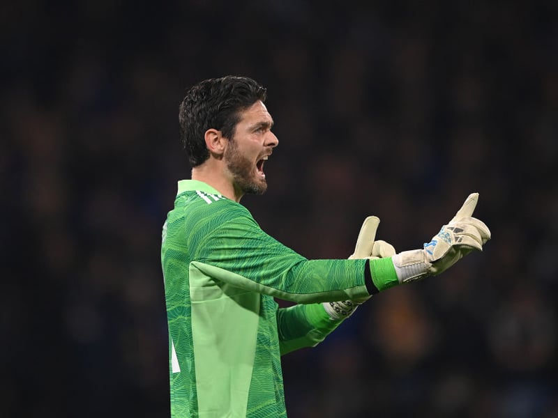 Games: 3 (Started 3)
Cleans sheets: 1
Goals conceded: 4
Penalties saved: 0 of 0
Average rating (as per FotMob): 6.42