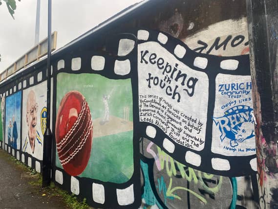 The mural has appeared on the alleyway connecting Kirkstall Lane and St Michael's Lane