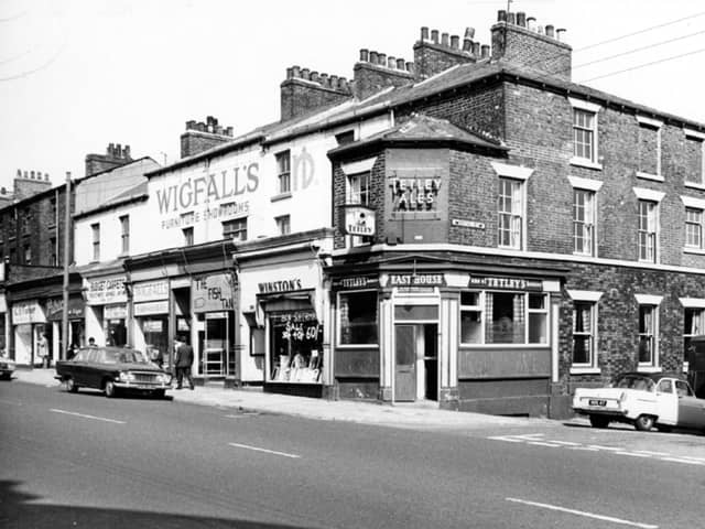 The East House pub on Spital Hill in 1970, with other businesses including Winstons, The Fish Tank, and Wigfalls