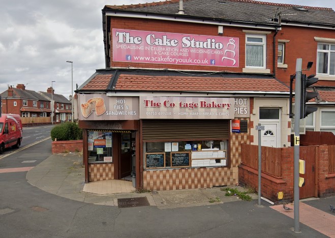 Ansdell Road, Blackpool, FY1 5LZ | 3.9 out of 5 (83 Google reviews) | "Terrific value for money, tasty food (the quiche and chips are both delish)."