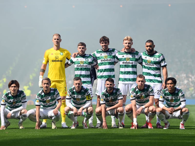 Celtic players posed for a team photo before kick-off.
