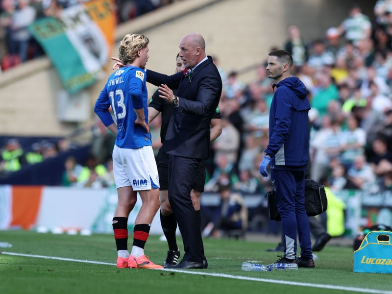 Cantwell was given instructions from the gaffer.