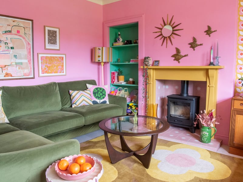 Having grown up in the village, Heather always loved the house and it’s a dream come true to live
there with her family.