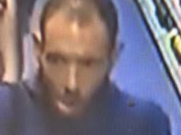 Photo LD8097 refers to a theft from a shop
