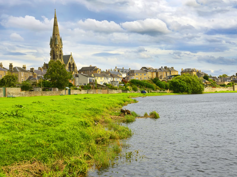 This picturesque town in the Scottish Borders is also ideal for visitors. With many areas of historic interest, the town is also home to Floors Castle – Scotland’s largest inhabited house – and is known for its agricultural community.