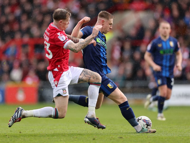 Mansfield Town - Swindon Town: Undisclosed fee.