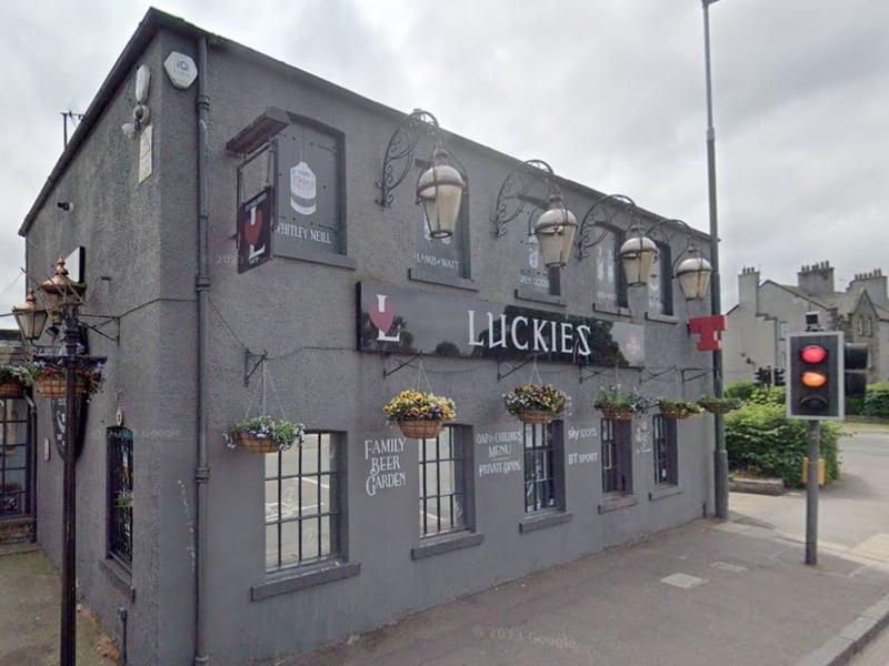 Most people approach Murrayfield by foot from the east, so going slightly further west can mean finding less packed pubs. Luckies is still only around 20 minutes from the stadium, again on Gorgie Road, and features a family-friendly beer garden if you have youngsters with you.