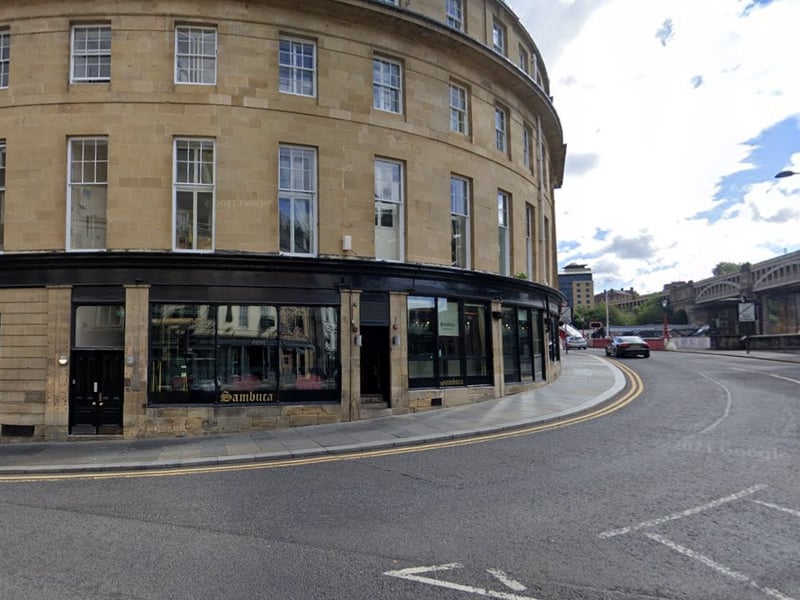Sambuca's Quayside's site has a 4.3 star rating from 952 reviews.