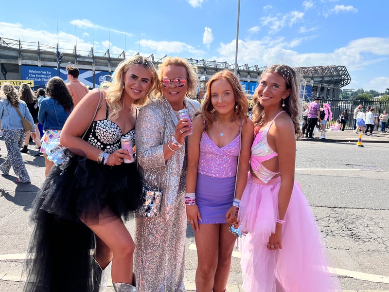 There's definitely some Reputation Era going on - we love it!