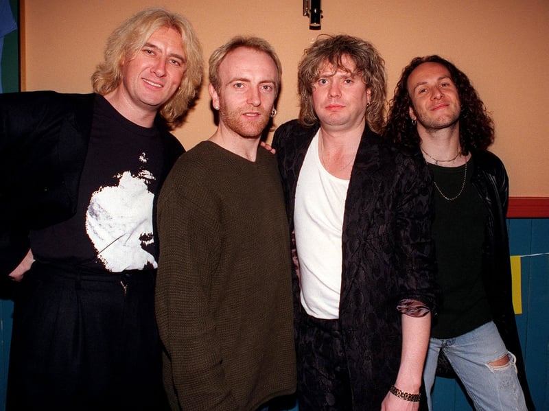 The band's first rehearsal took place in a spare room at a Sheffield spoon factory. Elliott was asked to sing Suffragette City, by David Bowie, and did enough to impress the others. Elliott said of his singing, "I learned as I went along."
